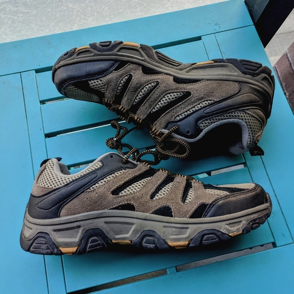 OZARK TRAIL Hikers - Picture 2 of 8